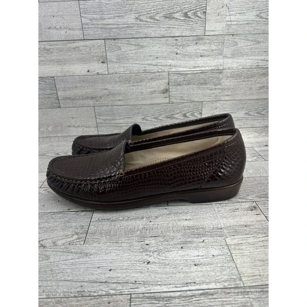 SAS Shoes Women's Brown Croc Embossed Loafers Comfort‎ Slip On Size 8N